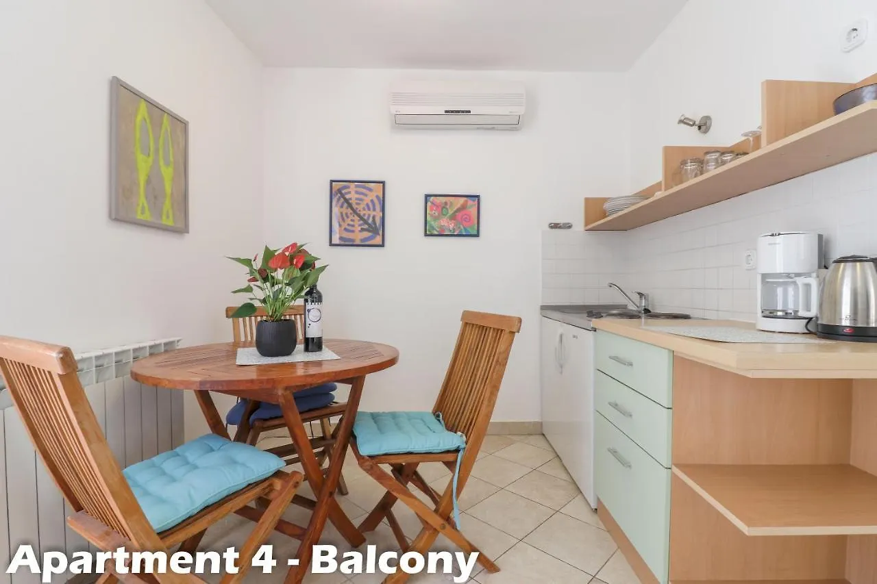 Art Apartments Vrsar